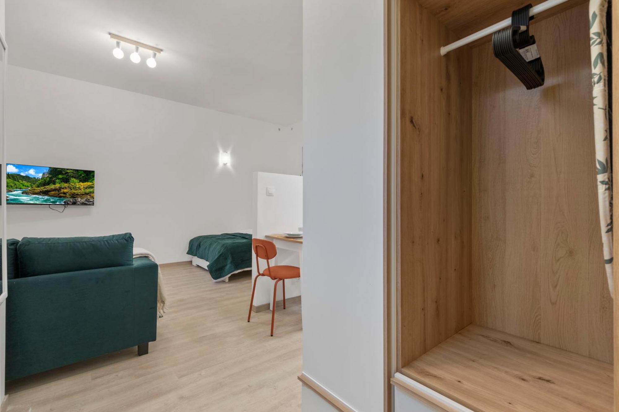 Garden Haven Studio In Old Town Bratislava Eksteriør bilde